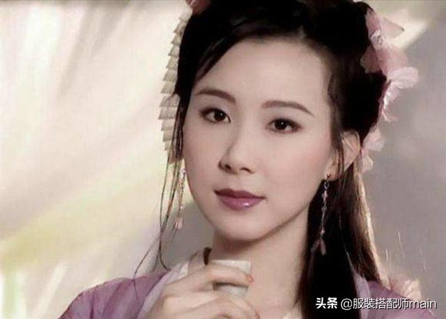 她是公认最美的“林诗音”，曾是台湾第一女神，如今53岁风采依旧